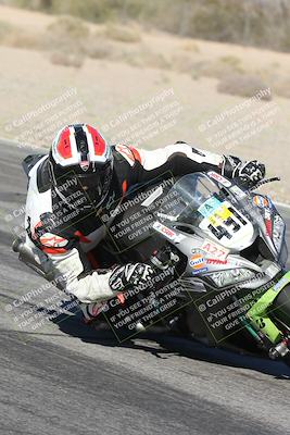 media/Dec-04-2025-Racers Edge (Thu) [[5ebc9f124d]]/2-A Group/1-Session 2 (Turn 7 Inside)/